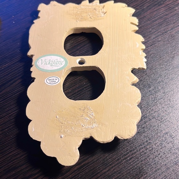 COPY - 3D Vicki Lane ivy vine grape decorative wall double outlet plate - Picture 4 of 5